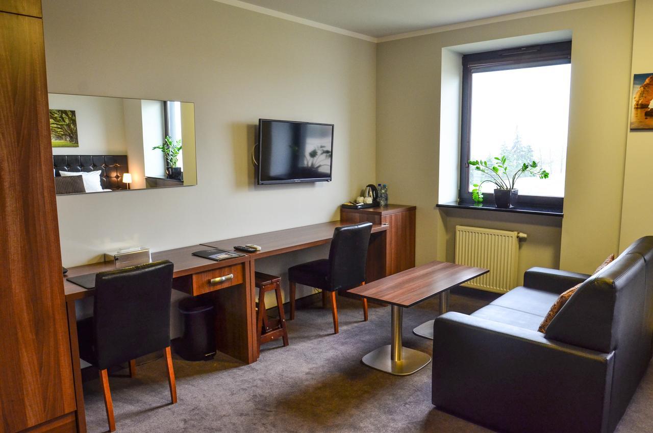 Hotel Level Rypin Экстерьер фото