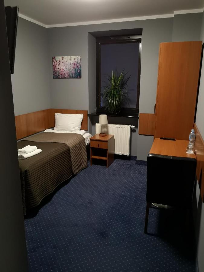 Hotel Level Rypin Экстерьер фото
