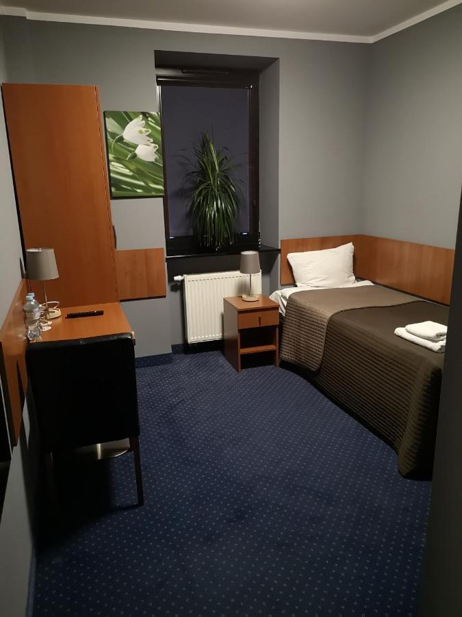 Hotel Level Rypin Экстерьер фото
